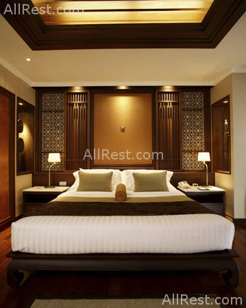 Holiday Inn Phuket 23